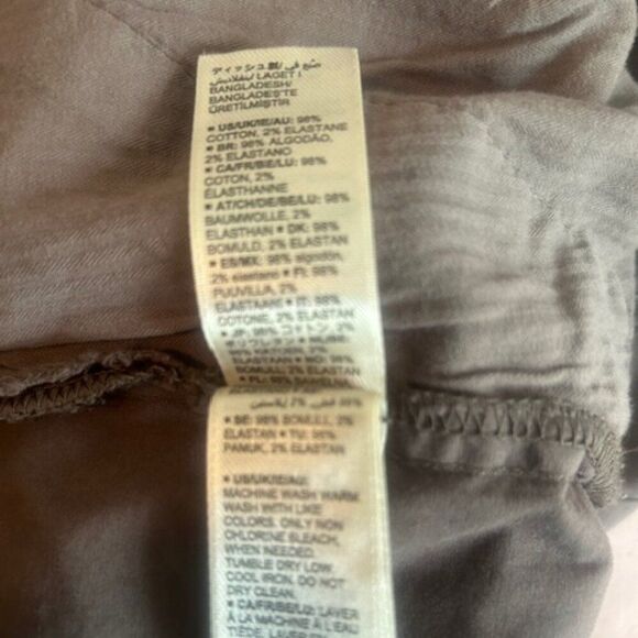 Goodthreads Grey 5 pocket Chino shorts, size 38W - Picture 4 of 4